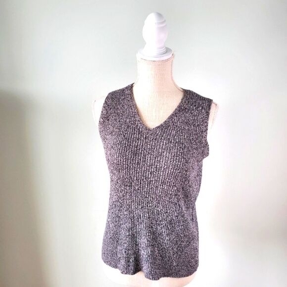 Villager Liz Claiborne Women's Sleeveless V Neck Sweater Size Large Petite - Picture 1 of 6